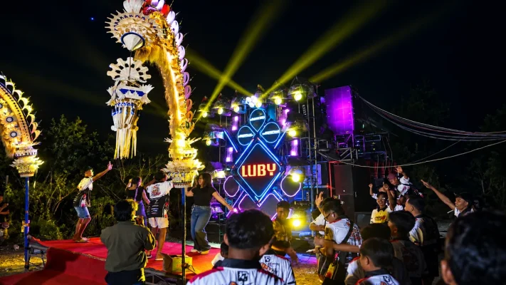 WW Elektrik Bersama LUBY Turut Meriahkan Carnival Petani Buah Naga di Banyuwangi